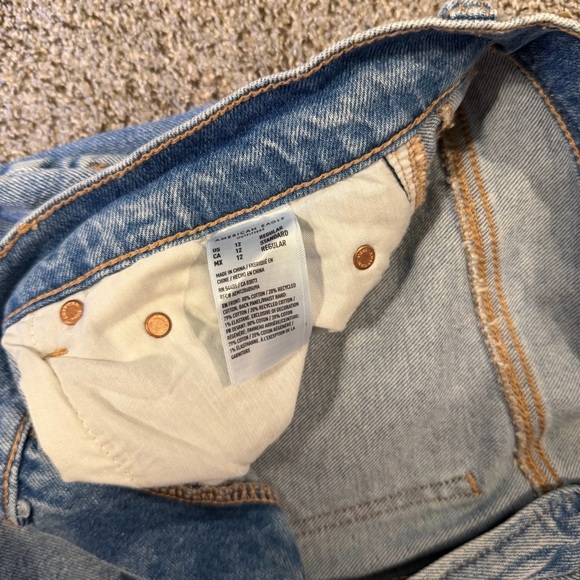 American Eagle Outfitters Women's Blue Distressed Straight Leg Jeans - Picture 2 of 4